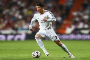 2026世界杯-塔图姆十五场连胜风暴席卷联盟，公牛逆境成最强试金石